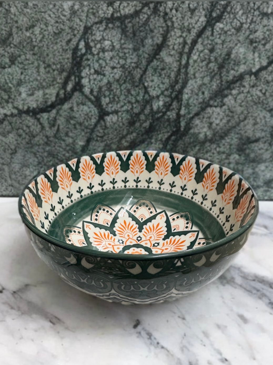 Ceramic bowl 20 cm